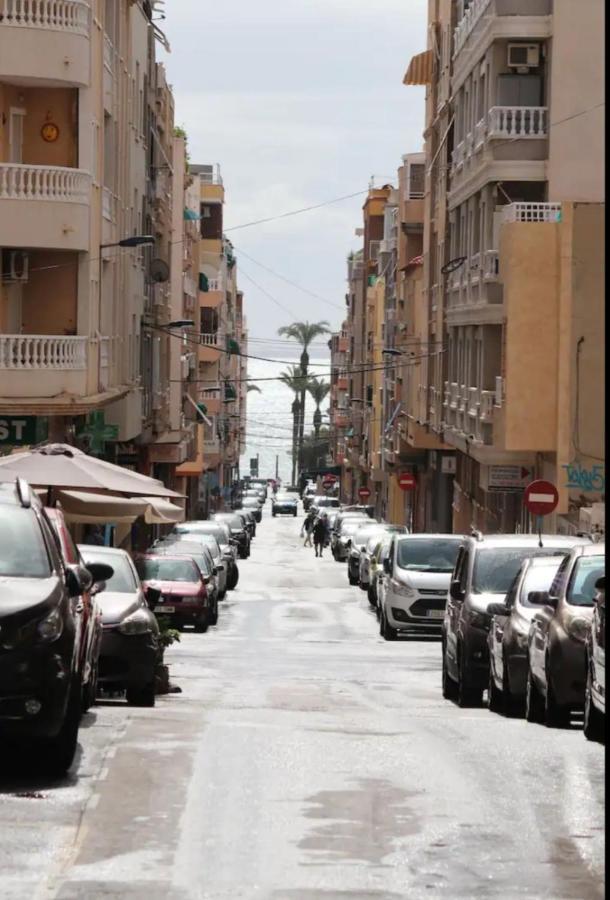 Apartamento Los Gases Торевьиа Экстерьер фото