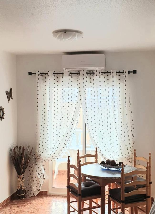 Apartamento Los Gases Торевьиа Экстерьер фото